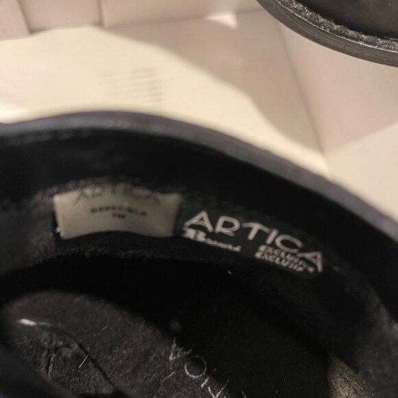 Browns Shoes Exclusive Artica Ankle Boots, Black Nubuck, Size 7, Waterproof - Picture 6 of 6